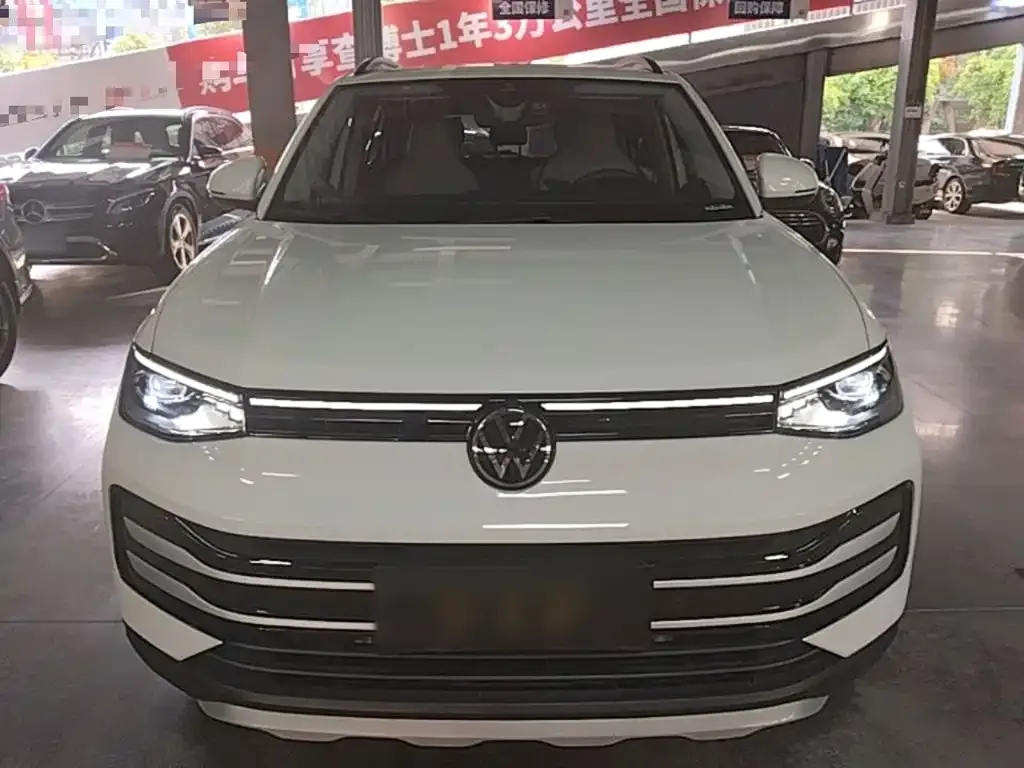Volkswagen Tharu — фото 2