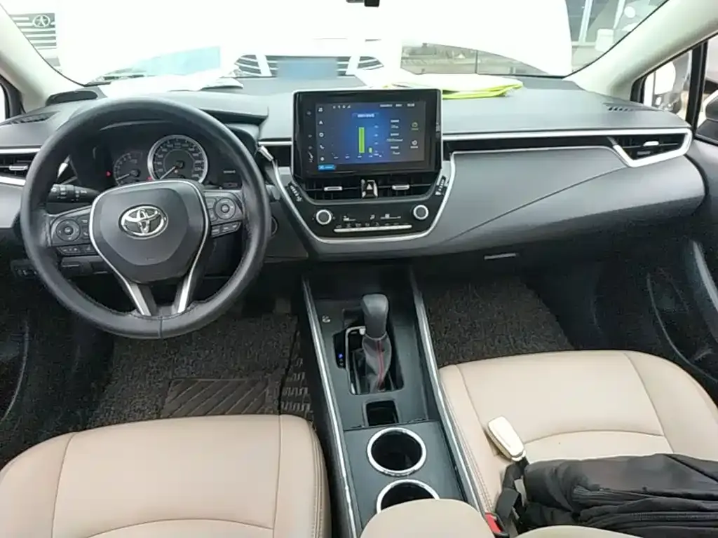 Toyota Corolla — фото 2