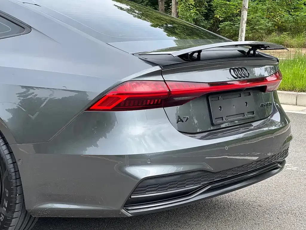 Audi A7 — фото 10