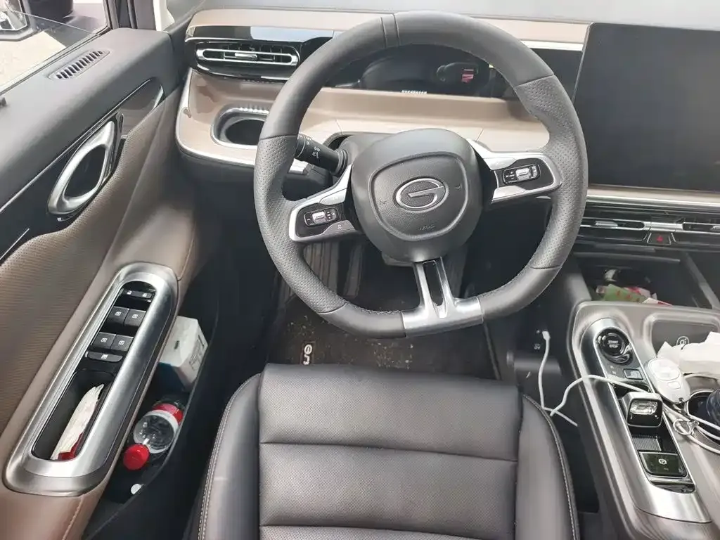 GAC Motor Trumpchi E8 — фото 10