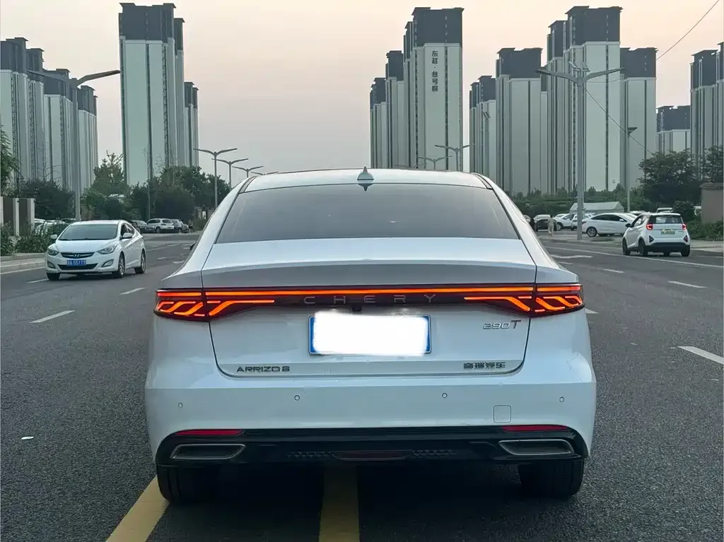 Chery Arrizo 8 PRO — фото 2