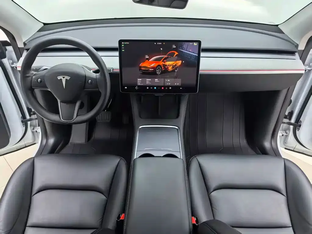 Tesla Model Y — фото 4