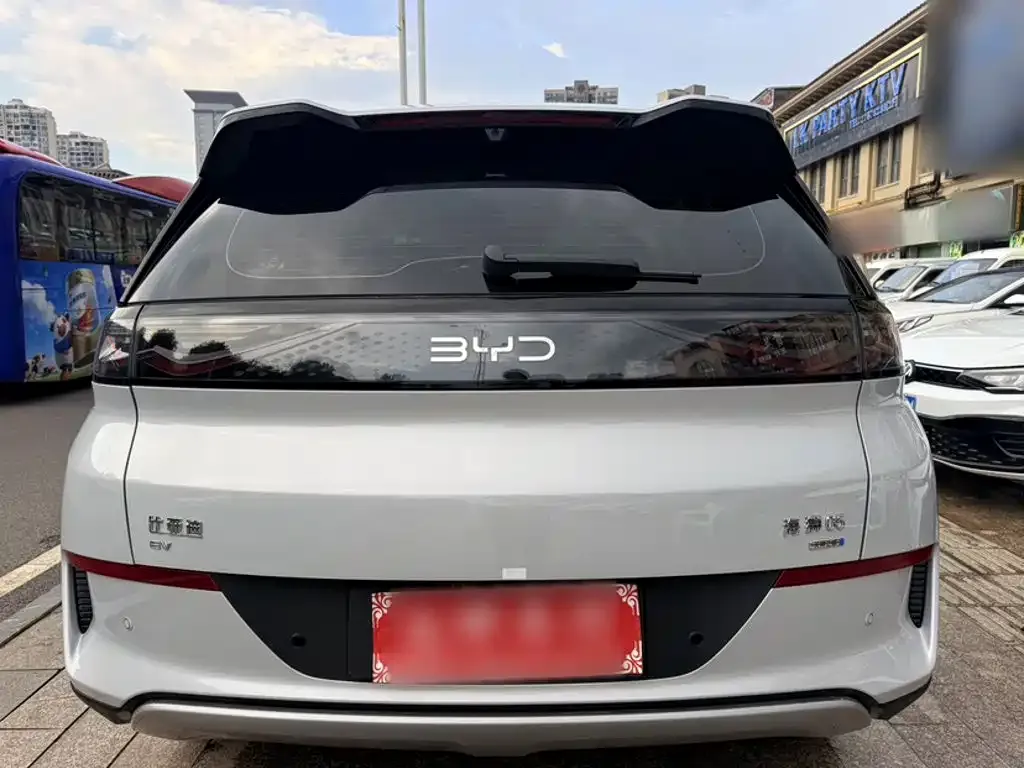 BYD Hiace 05 EV — фото 4