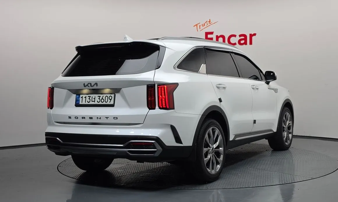 Kia Sorento — фото 6