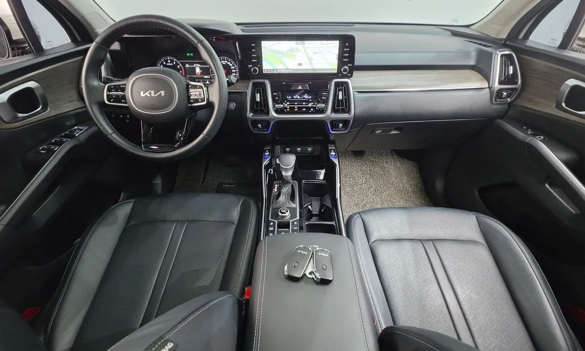 Kia Sorento — фото 9