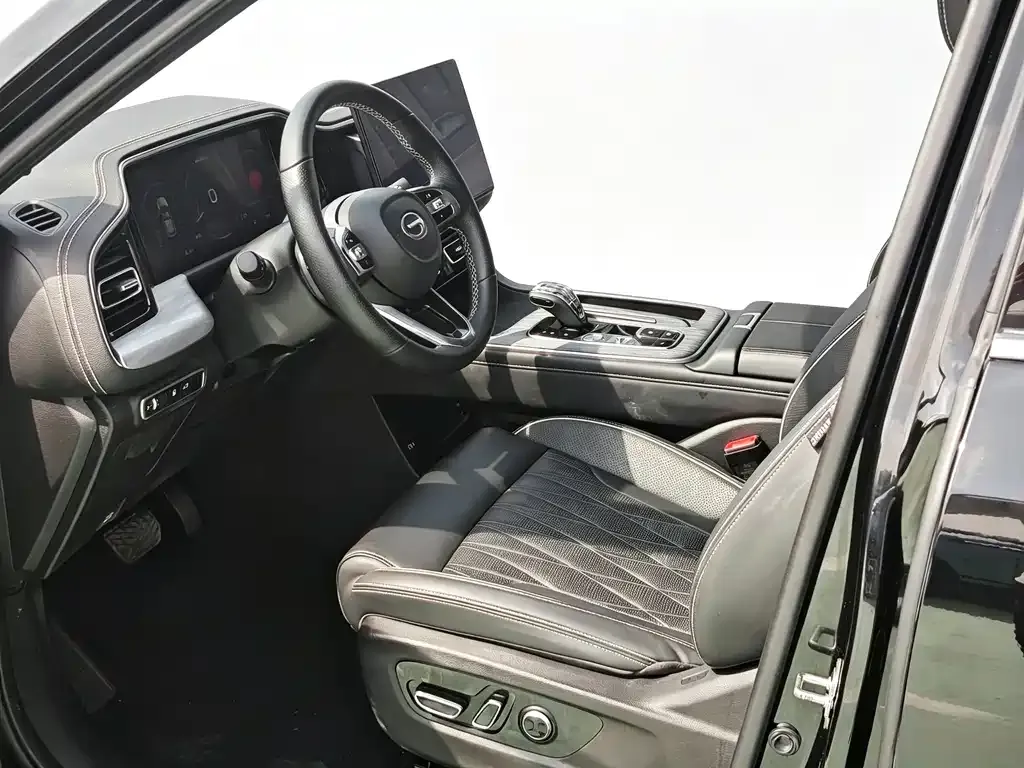 GAC Motor Trumpchi GS8 — фото 9