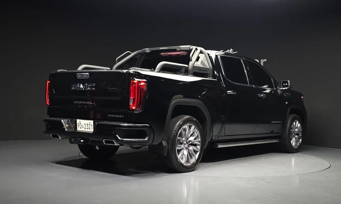 GMC Sierra — фото 3