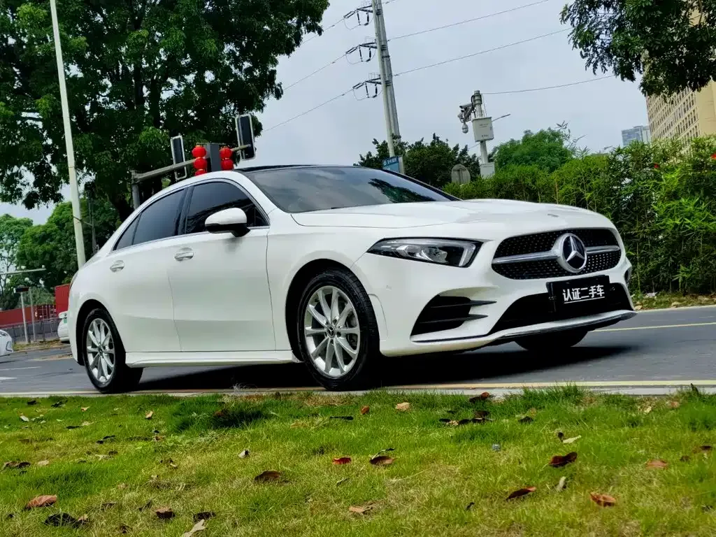Mercedes-Benz A-Class — фото 10