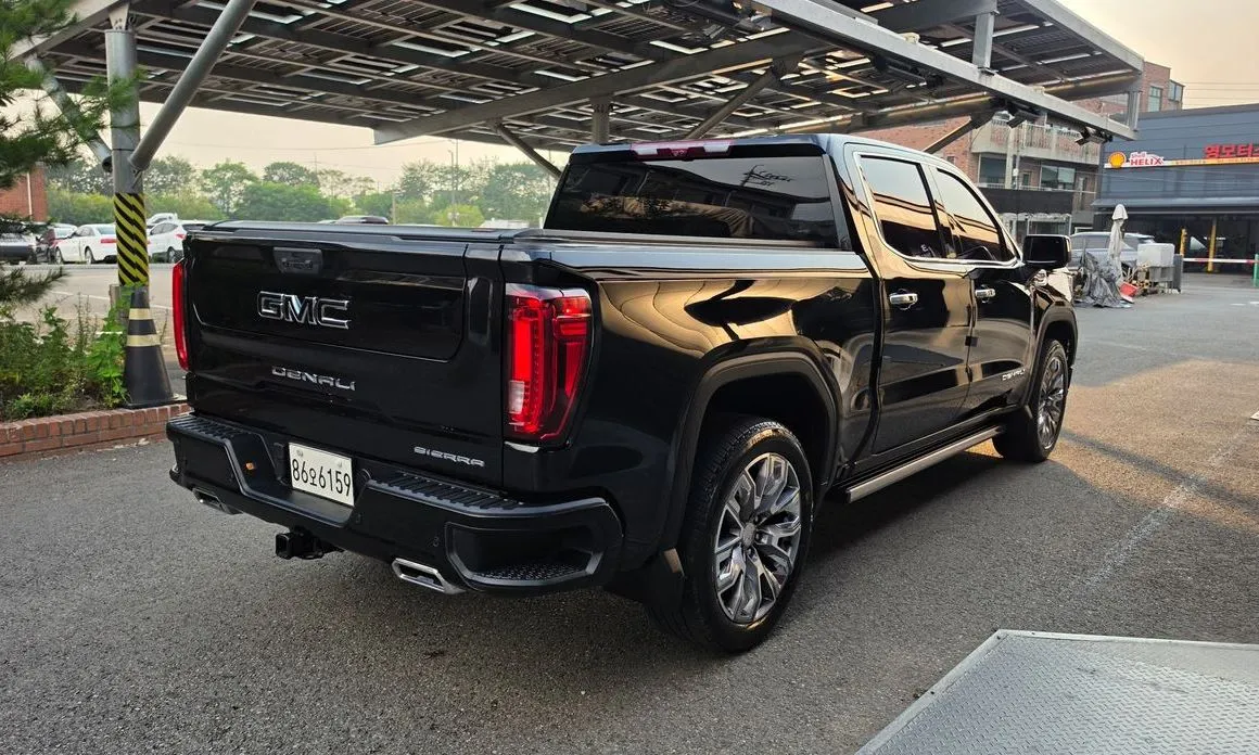 GMC Sierra — фото 4