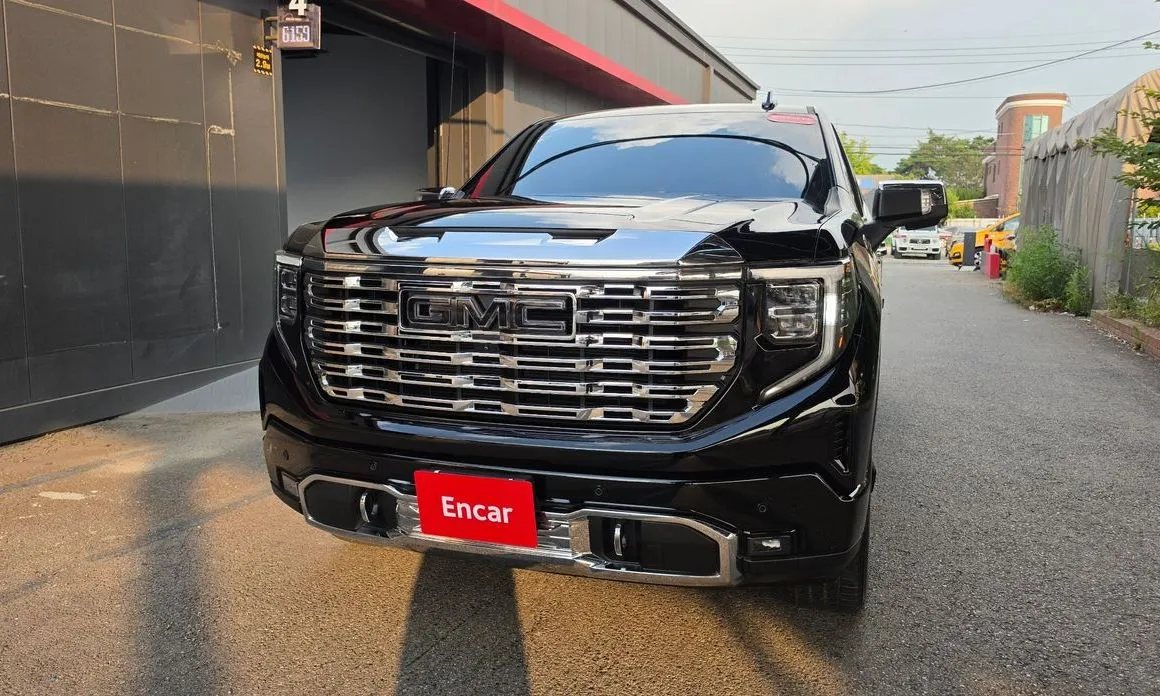 GMC Sierra — фото 2
