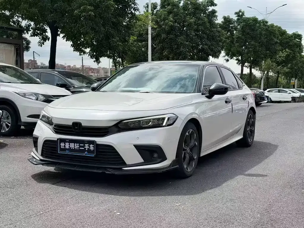 Honda Civic — фото 1