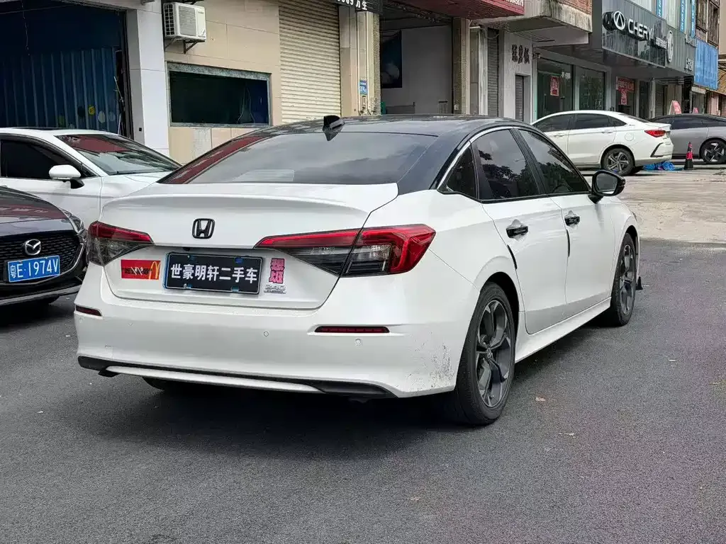 Honda Civic — фото 4