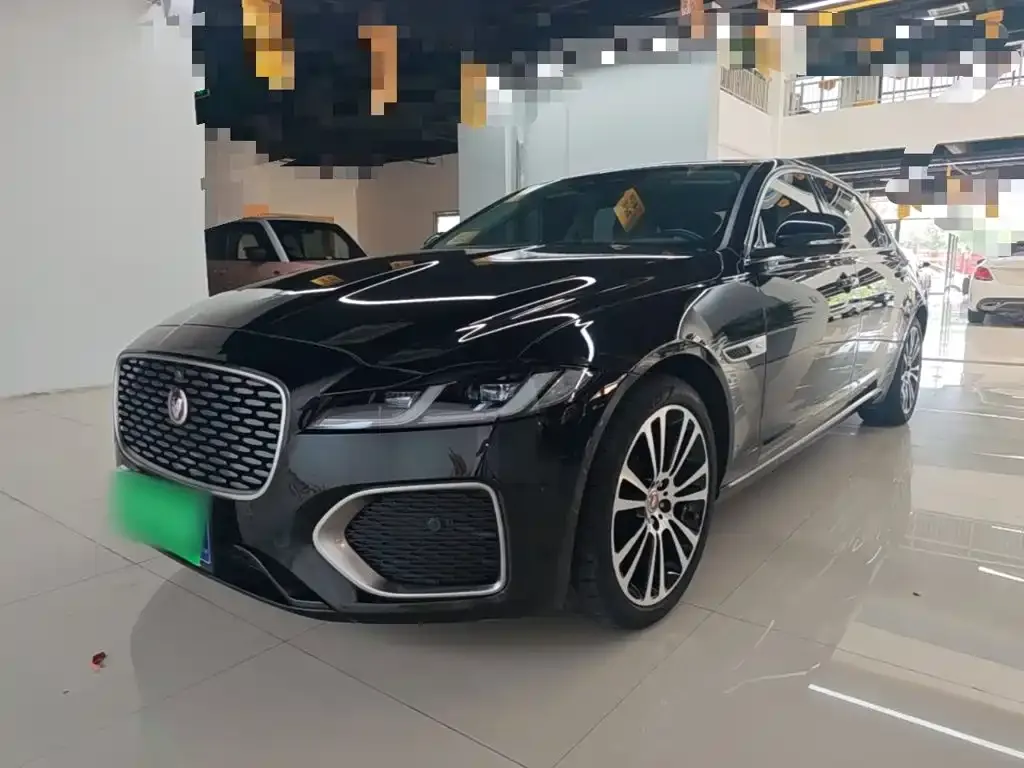 Jaguar XFL — фото 1