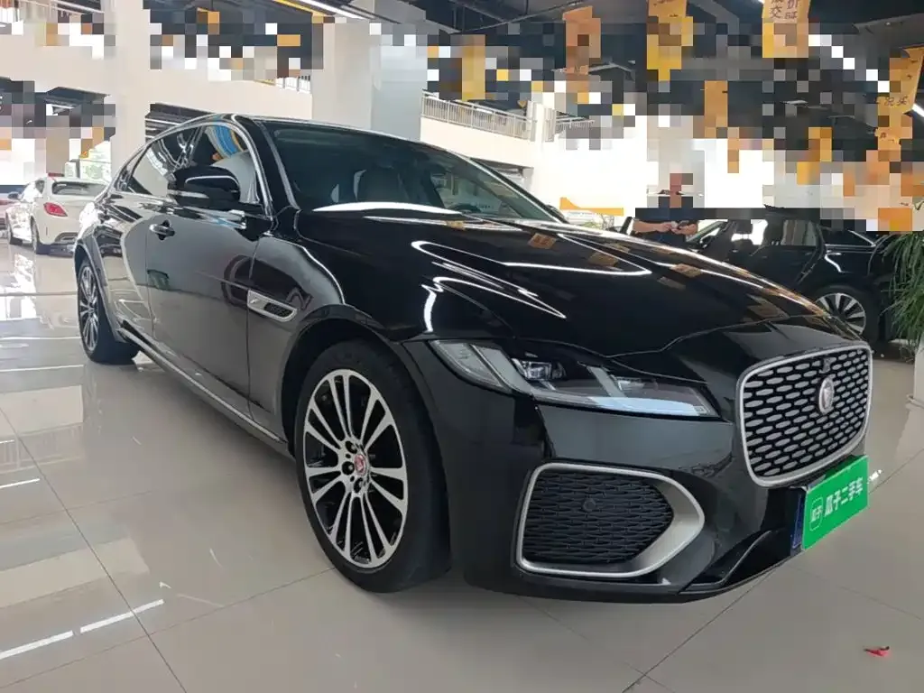 Jaguar XFL — фото 10