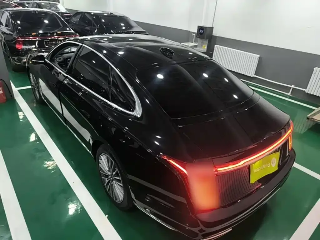 Hongqi H9 — фото 9