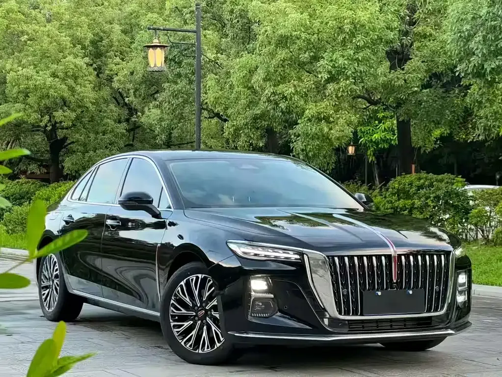 Hongqi H5 — фото 1