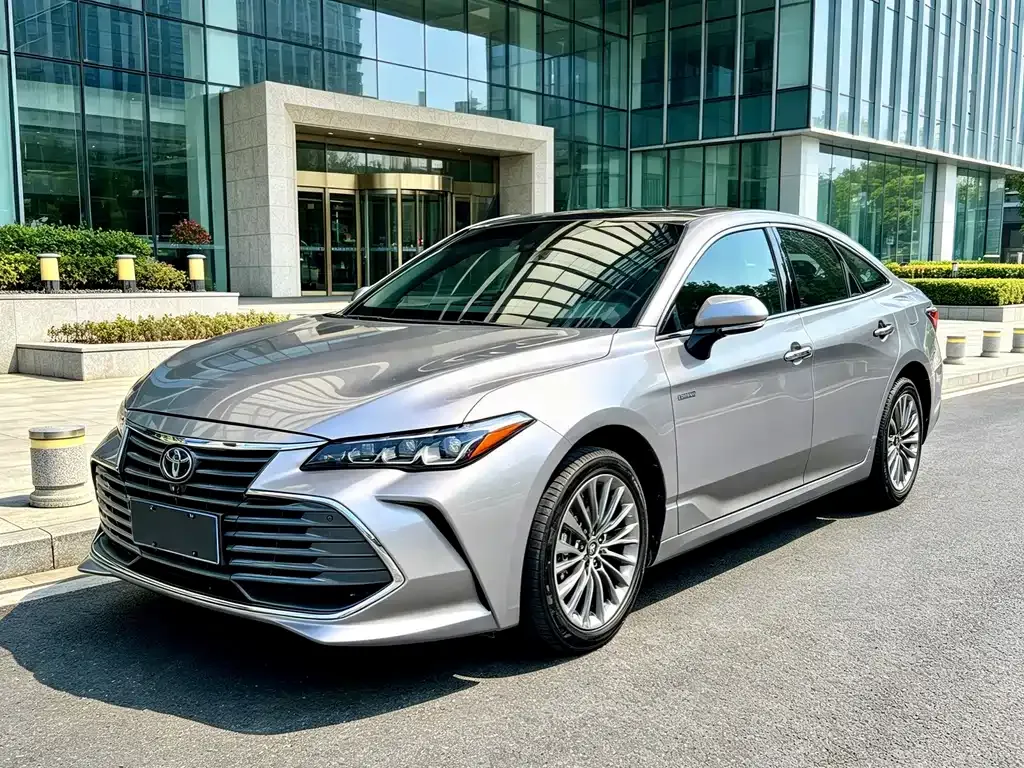 Toyota Avalon — фото 1