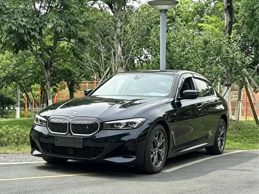 BMW i3 — фото 1