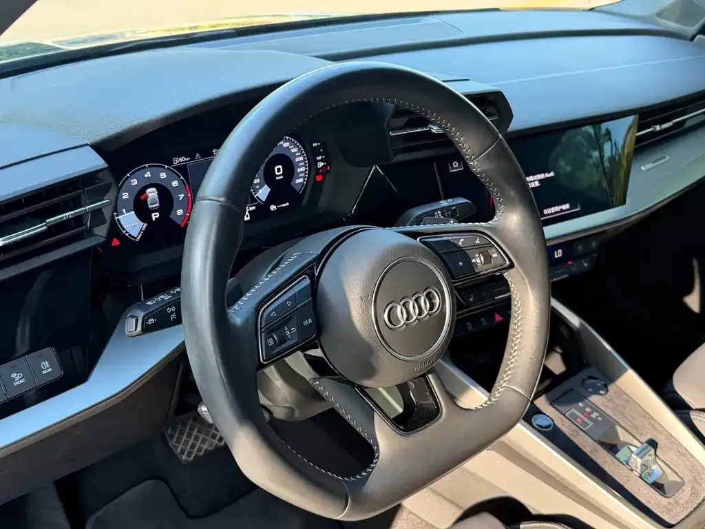 Audi A3 — фото 2