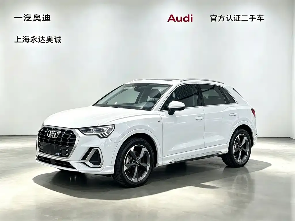 Audi Q3 — фото 1
