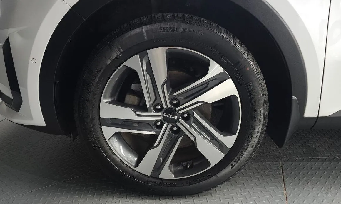 Kia Sorento — фото 10