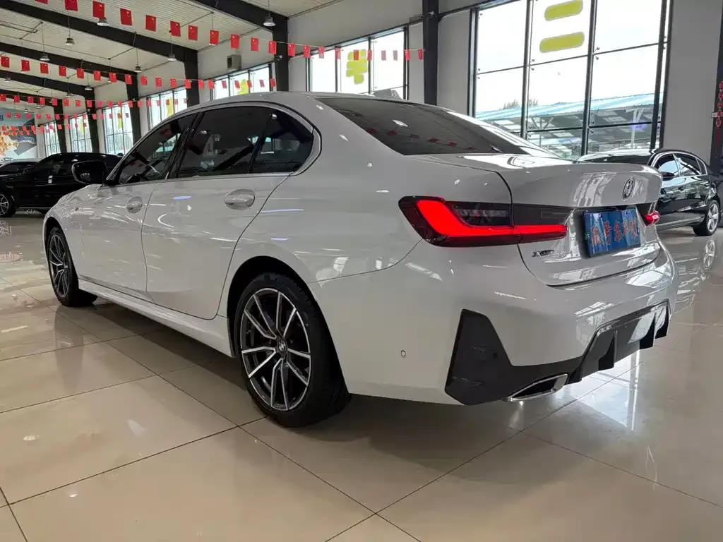 BMW 3 Series — фото 10