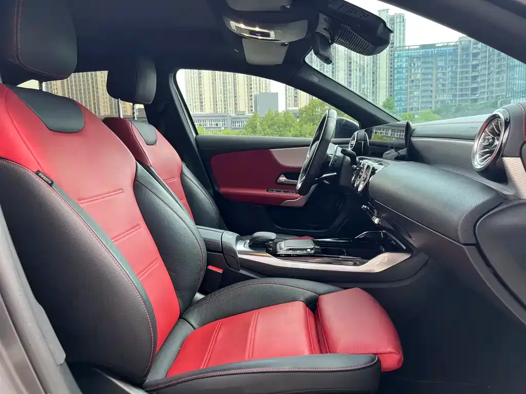 Mercedes-Benz A-Class AMG — фото 4