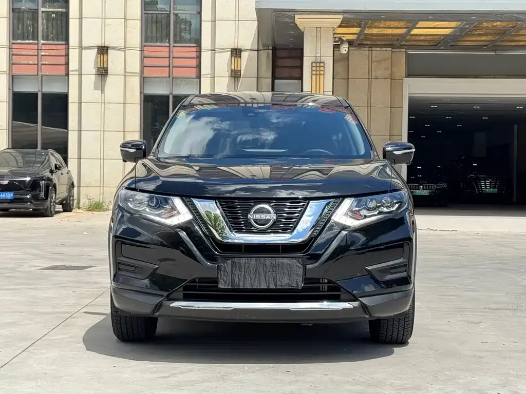 Nissan X-Trail — фото 2