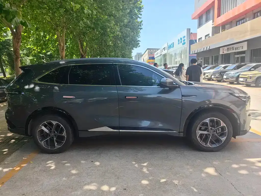 Changan CS75PLUS — фото 3