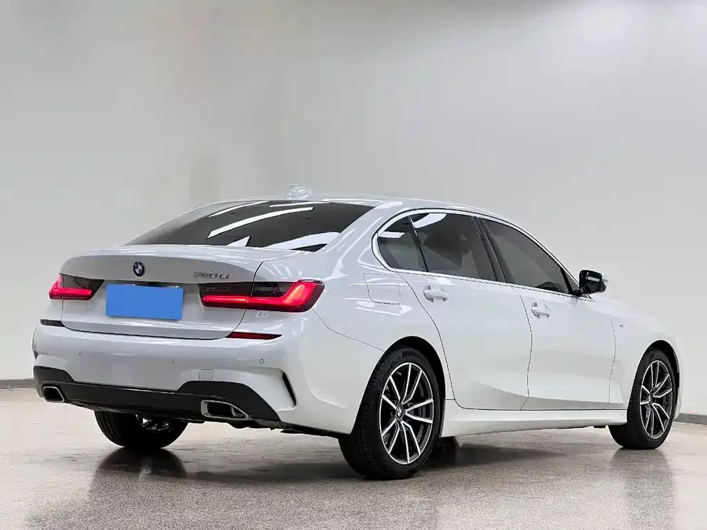 BMW 3 Series — фото 4