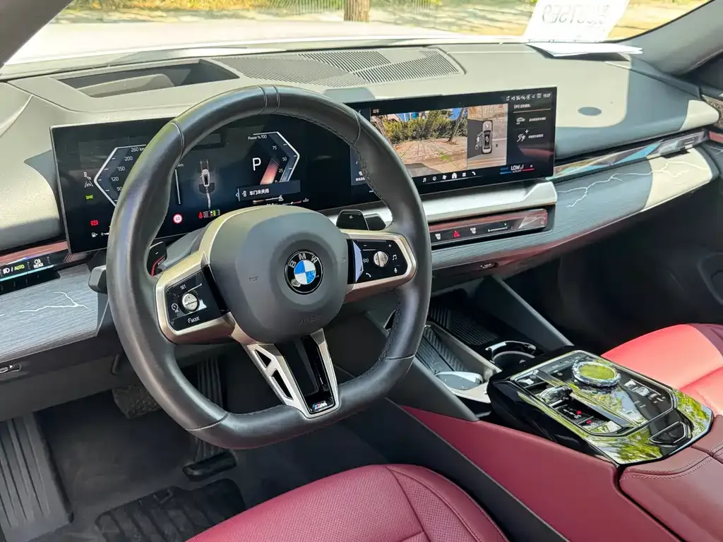 BMW 5 Series — фото 2