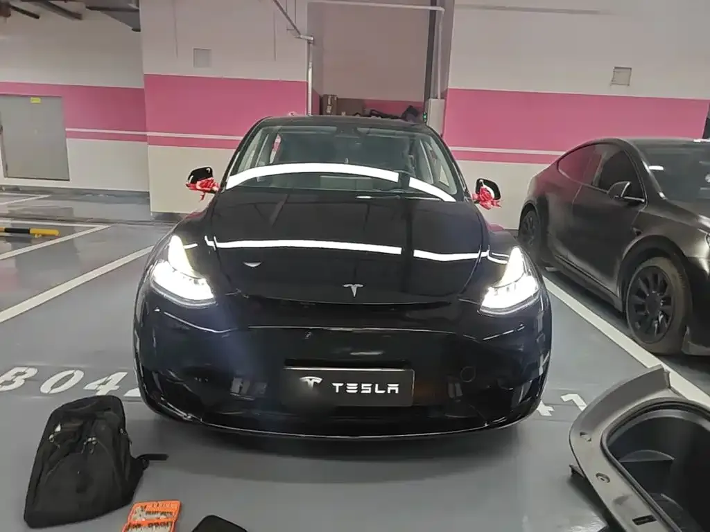 Tesla Model Y — фото 7
