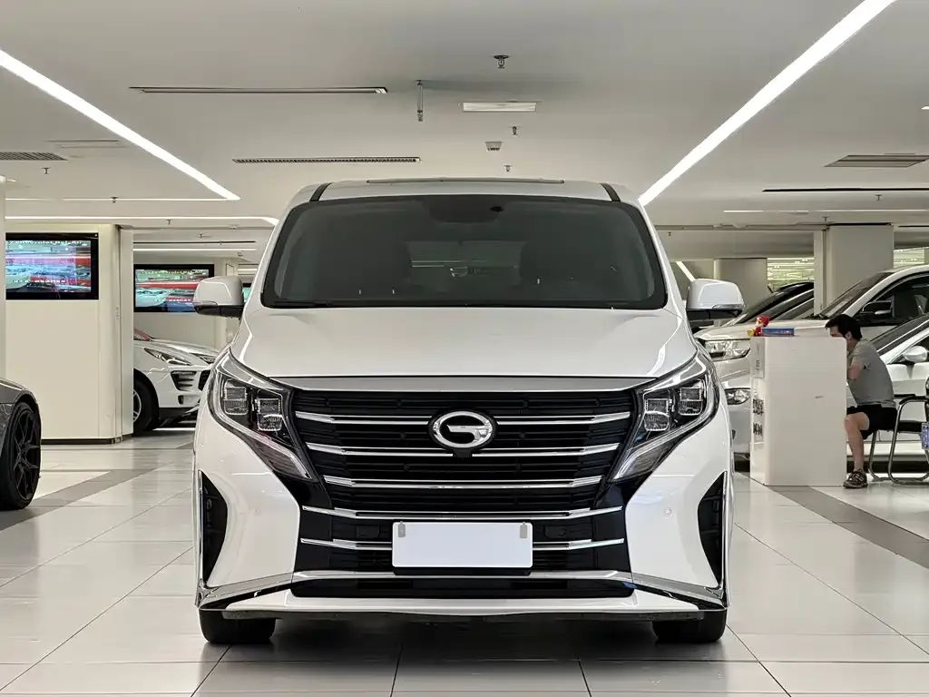 GAC Motor Trumpchi M8 — фото 8