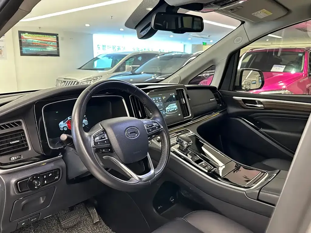 GAC Motor Trumpchi M8 — фото 6