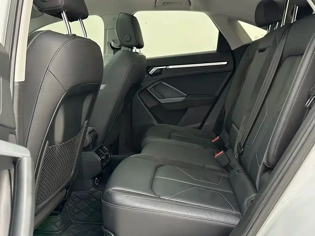 Audi Q3 Sportback — фото 6