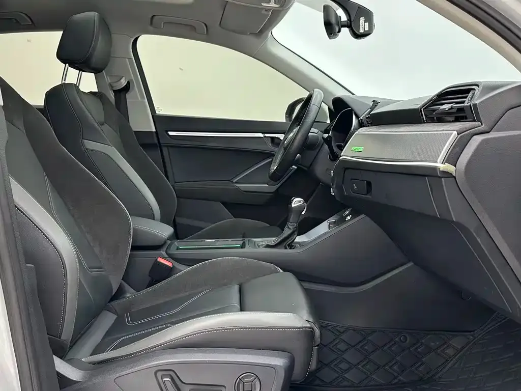 Audi Q3 Sportback — фото 4