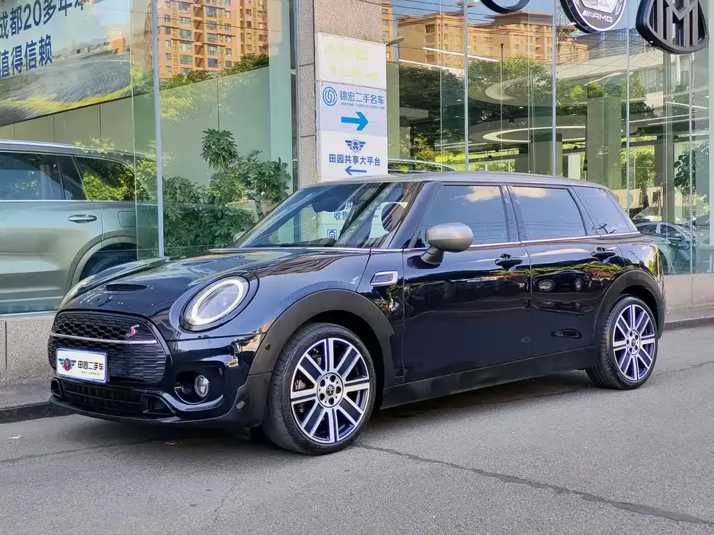 MINI Clubman — фото 1