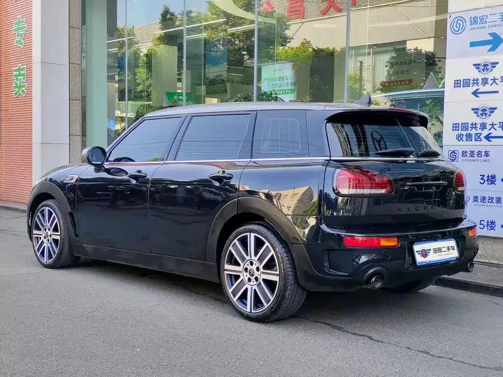 MINI Clubman — фото 4