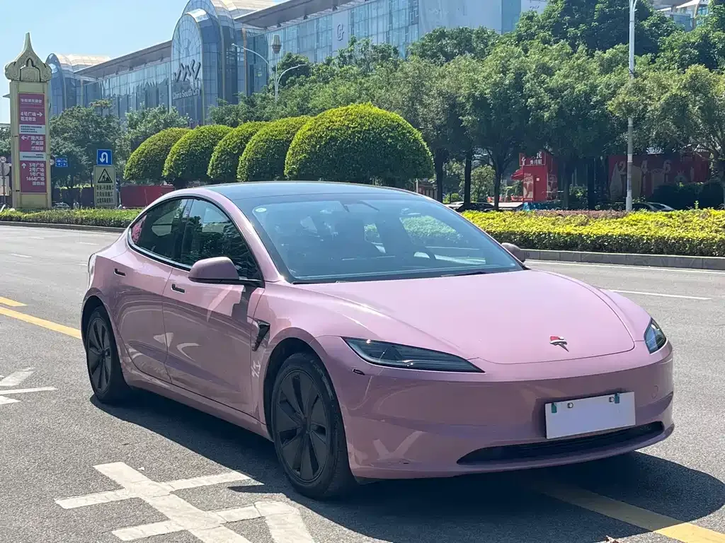 Tesla Model 3 — фото 3