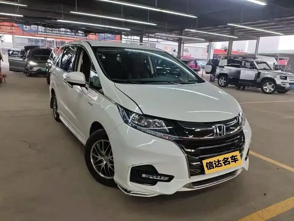 Honda Odyssey — фото 10