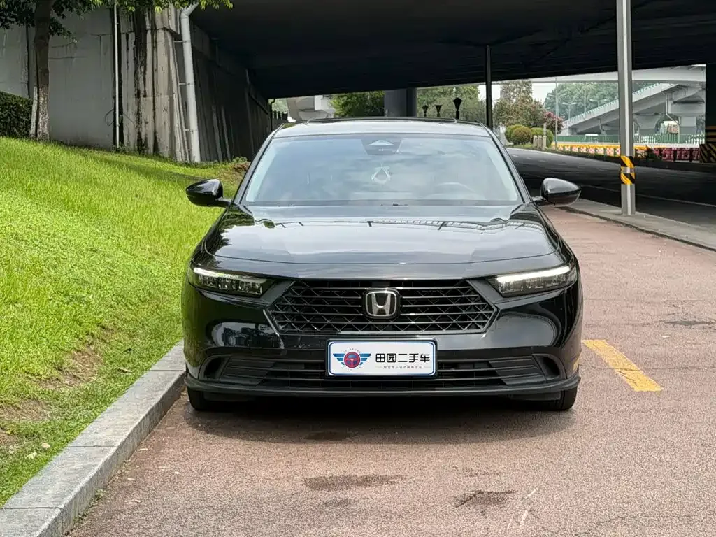 Honda Accord — фото 3
