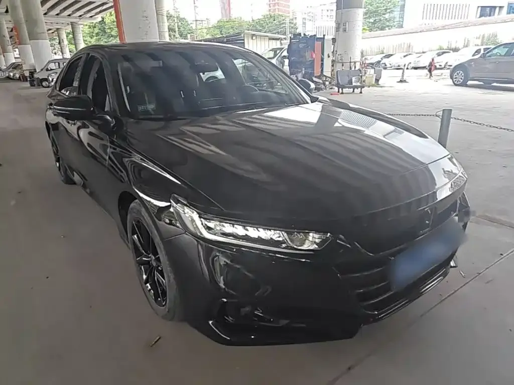 Honda Accord — фото 10