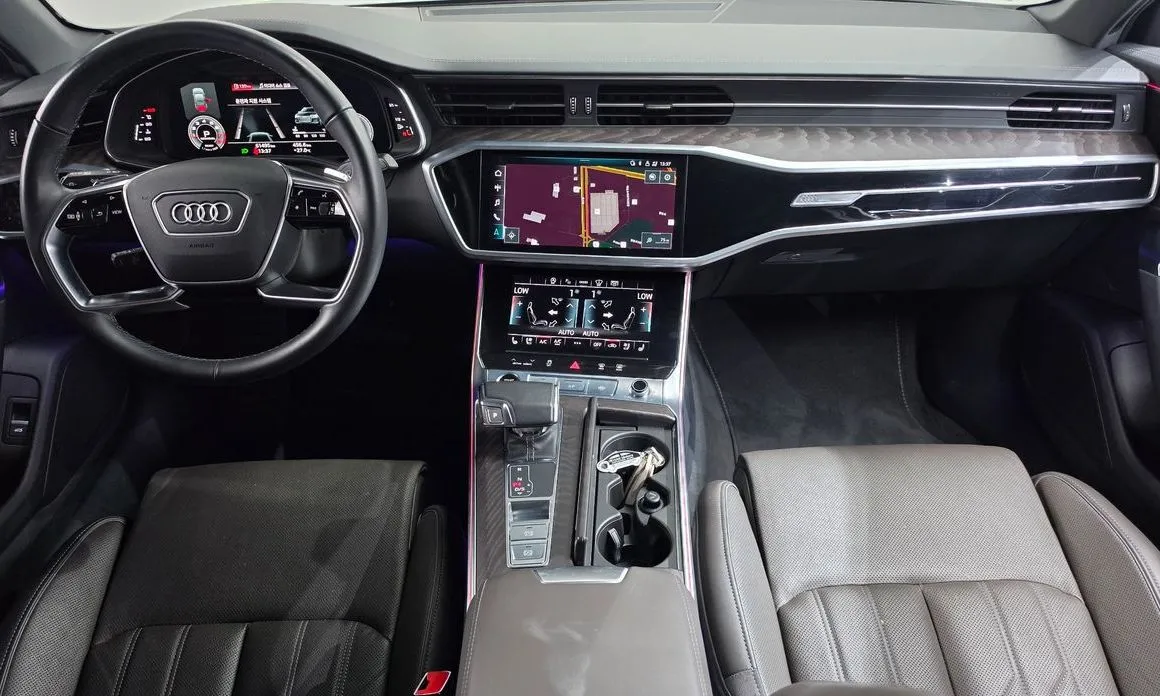 Audi A6 — фото 10
