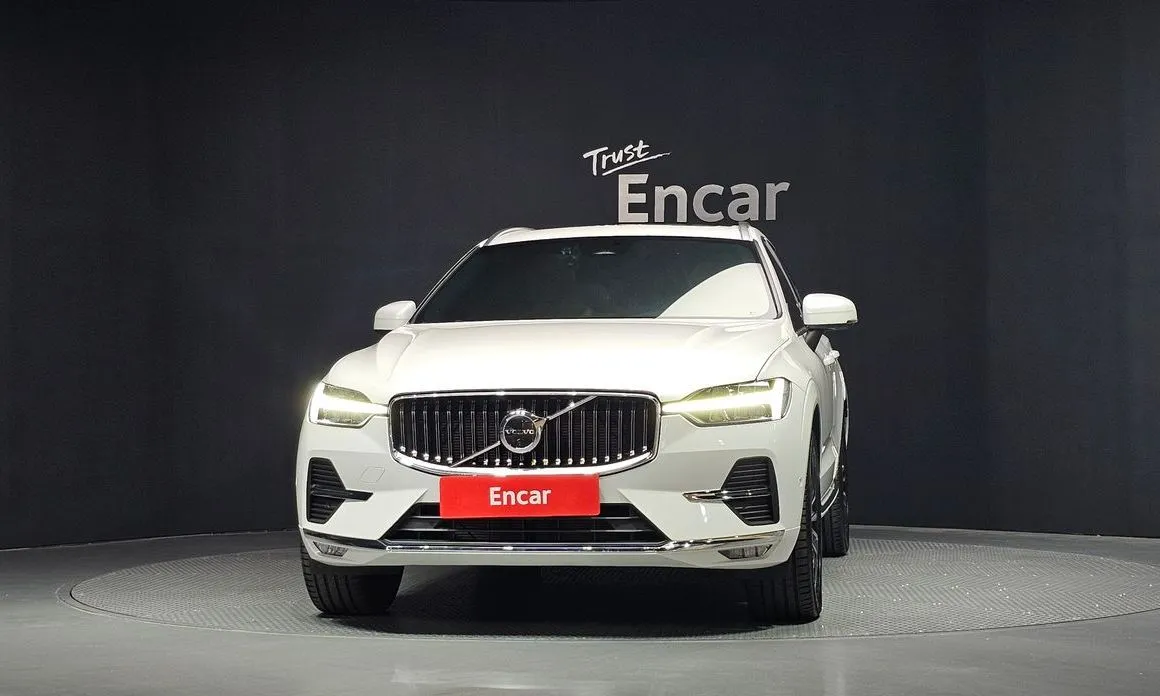 Volvo XC60 — фото 2