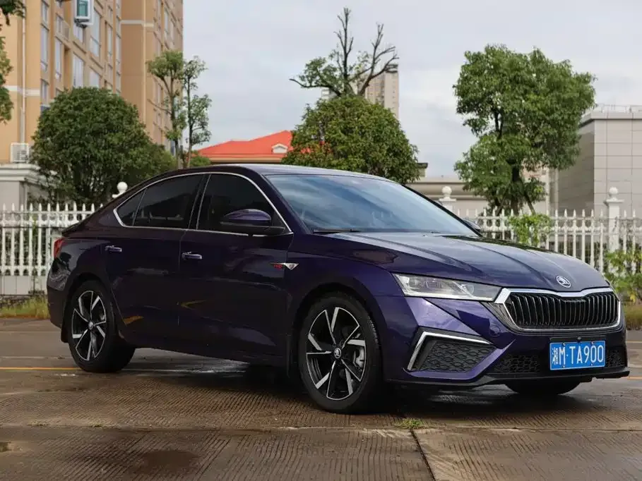 Skoda Octavia — фото 3