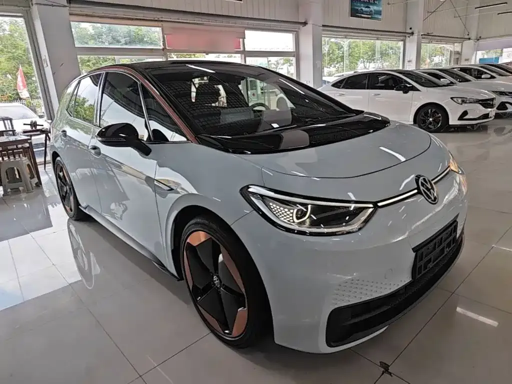 Volkswagen ID.3 — фото 8