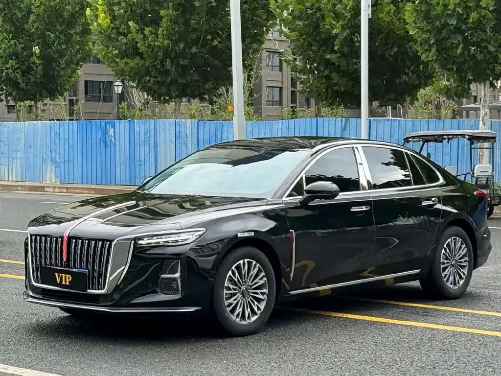 Hongqi H5 — фото 1
