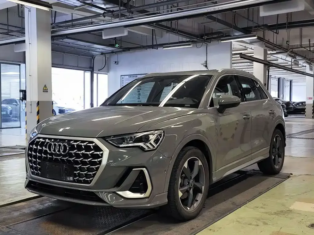 Audi Q3 — фото 2