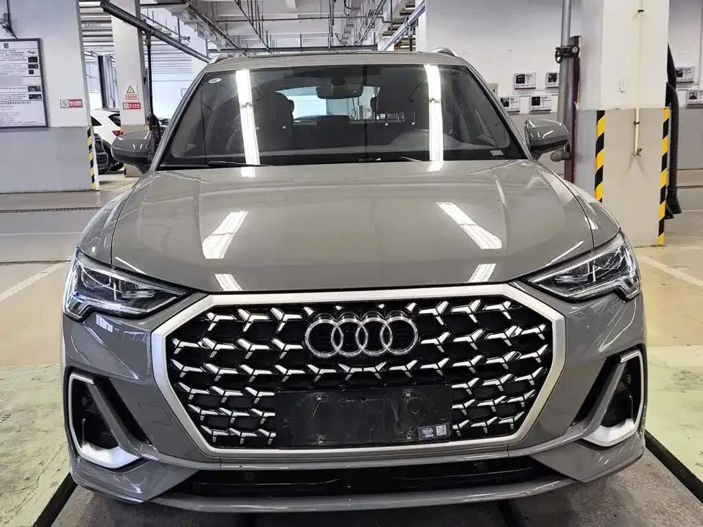 Audi Q3 — фото 5