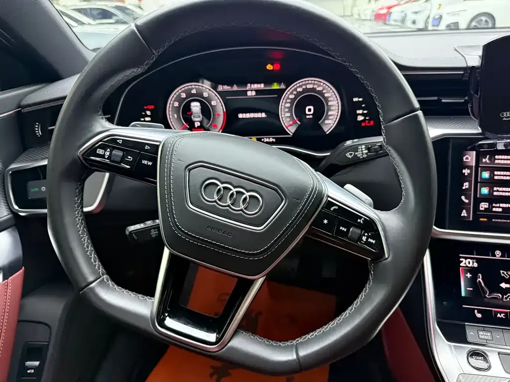 Audi A7L — фото 9
